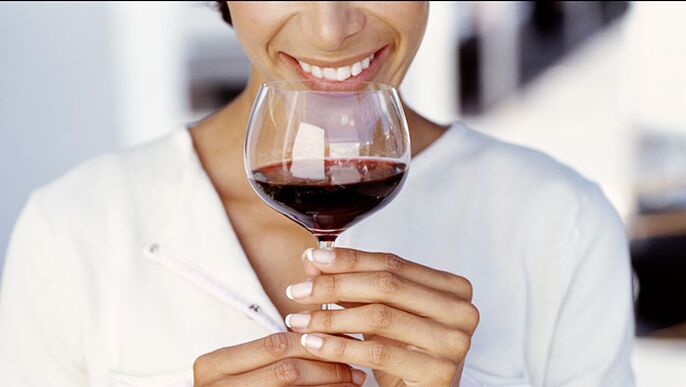 whether it is possible to drink wine during the diet